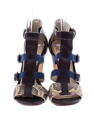 VC Signature Sandals (view 2)