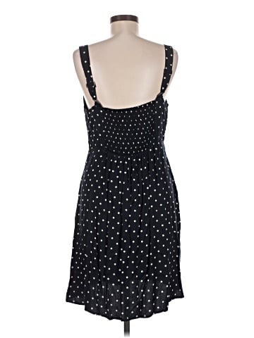 Old Navy Casual Dress (view 2)