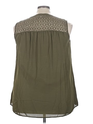 Daniel Rainn Sleeveless T-Shirt (view 2)