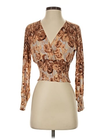 Tiny 3/4 Sleeve Blouse (view 1)