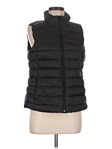 Gap Outlet Vest (view 1)