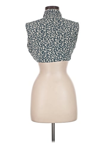 Final Touch Sleeveless Button-Down Shirt (view 2)