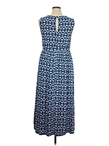 Old Navy Casual Dress (view 2)
