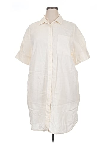 Old Navy Casual Dress (view 1)