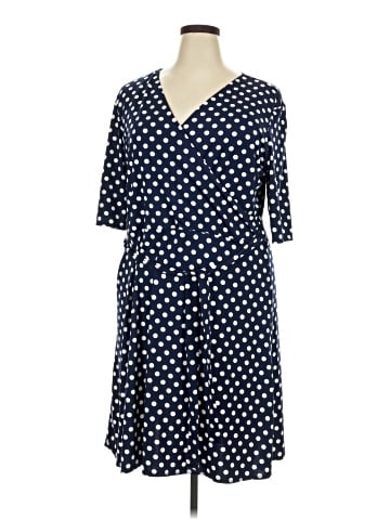 Star Vixen Casual Dress (view 1)