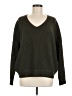Vince. Solid Green Pullover Sweater Size M - photo 1