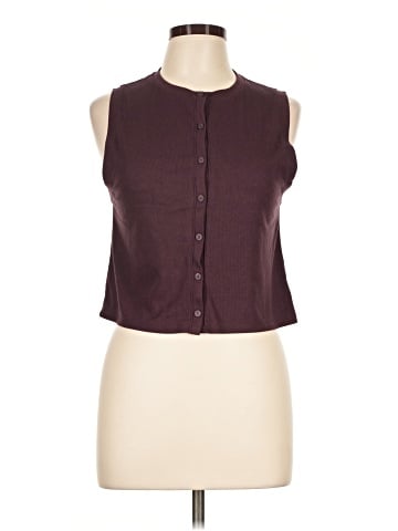 American Eagle Outfitters Sleeveless Button-Down Shirt (view 1)