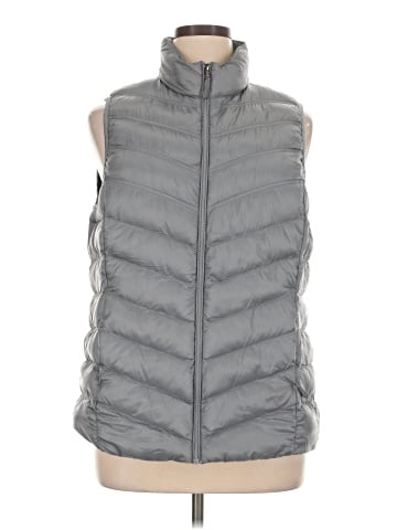 32 Degrees Vest (view 1)