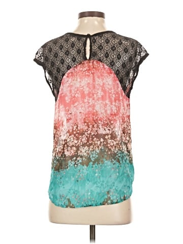 Chloe K Short Sleeve Top (view 2)