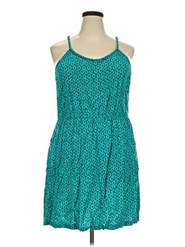 Old Navy Casual Dress (view 1)