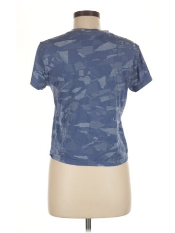 Lululemon Athletica Short Sleeve T-Shirt (view 2)