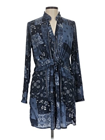 Abercrombie & Fitch Casual Dress (view 1)