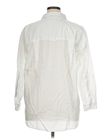 Gloria Vanderbilt Long Sleeve Button-Down Shirt (view 2)