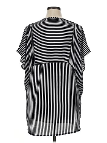 Xhilaration Short Sleeve Blouse (view 2)