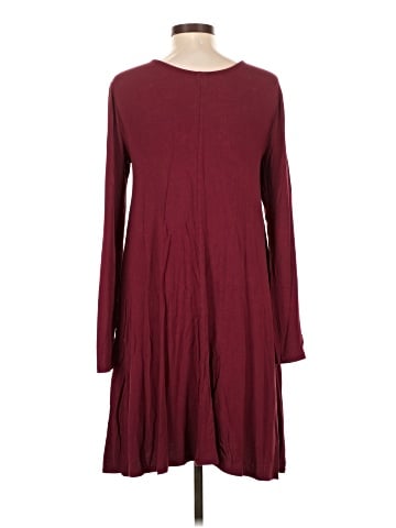 Old Navy Casual Dress (view 2)