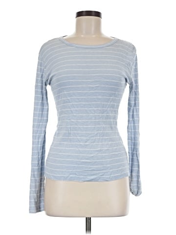 Vince. Long Sleeve T-Shirt (view 1)