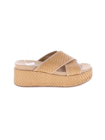 J/Slides Wedges (view 1)