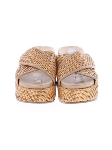 J/Slides Wedges (view 2)