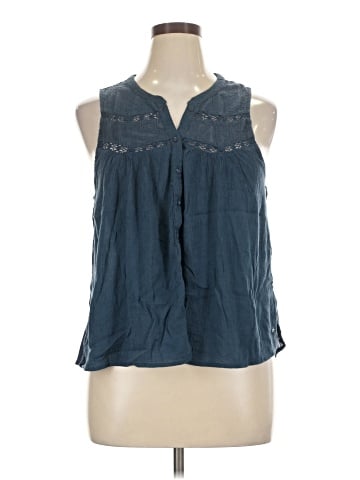 American Eagle Outfitters Tank Top (view 1)