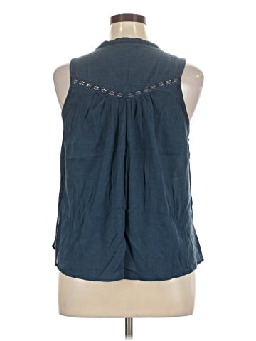 American Eagle Outfitters Tank Top (view 2)