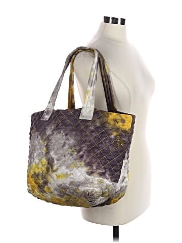 Urban Expressions Tote (view 2)