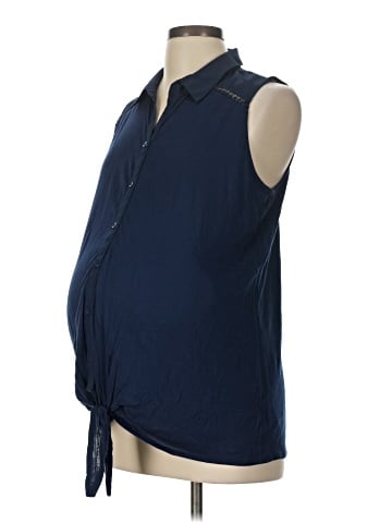 A Pea in the Pod Sleeveless Button-Down Shirt (view 1)