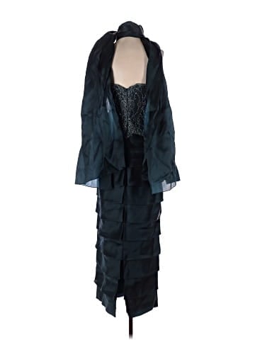 Teri Jon by Rickie Freeman Cocktail Dress (view 2)