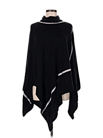 Christin Michaels Poncho (view 1)