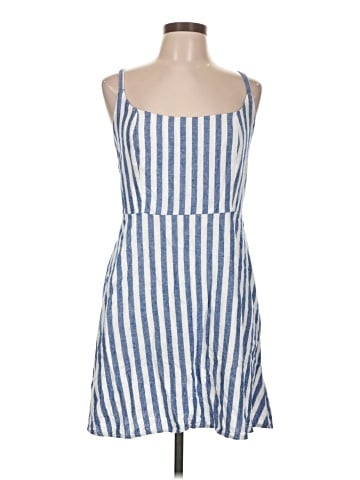 Old Navy Casual Dress (view 1)