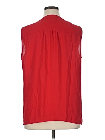 Liz Claiborne Career Sleeveless Blouse (view 2)