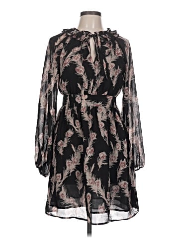 Emmelee Casual Dress (view 1)