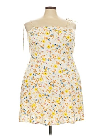 Old Navy Cocktail Dress (view 1)