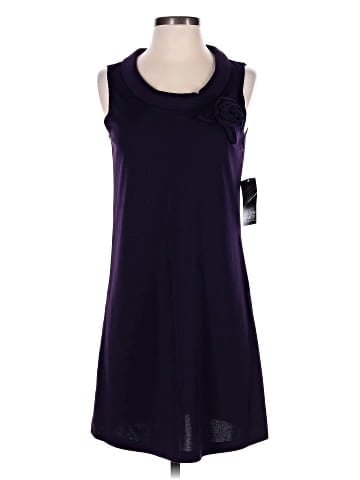 Alyn Paige Casual Dress (view 1)