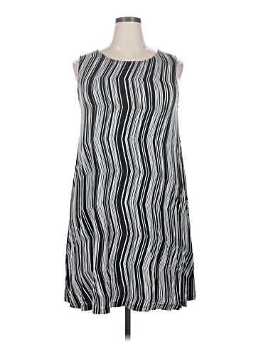 Apt. 9 Casual Dress (view 1)