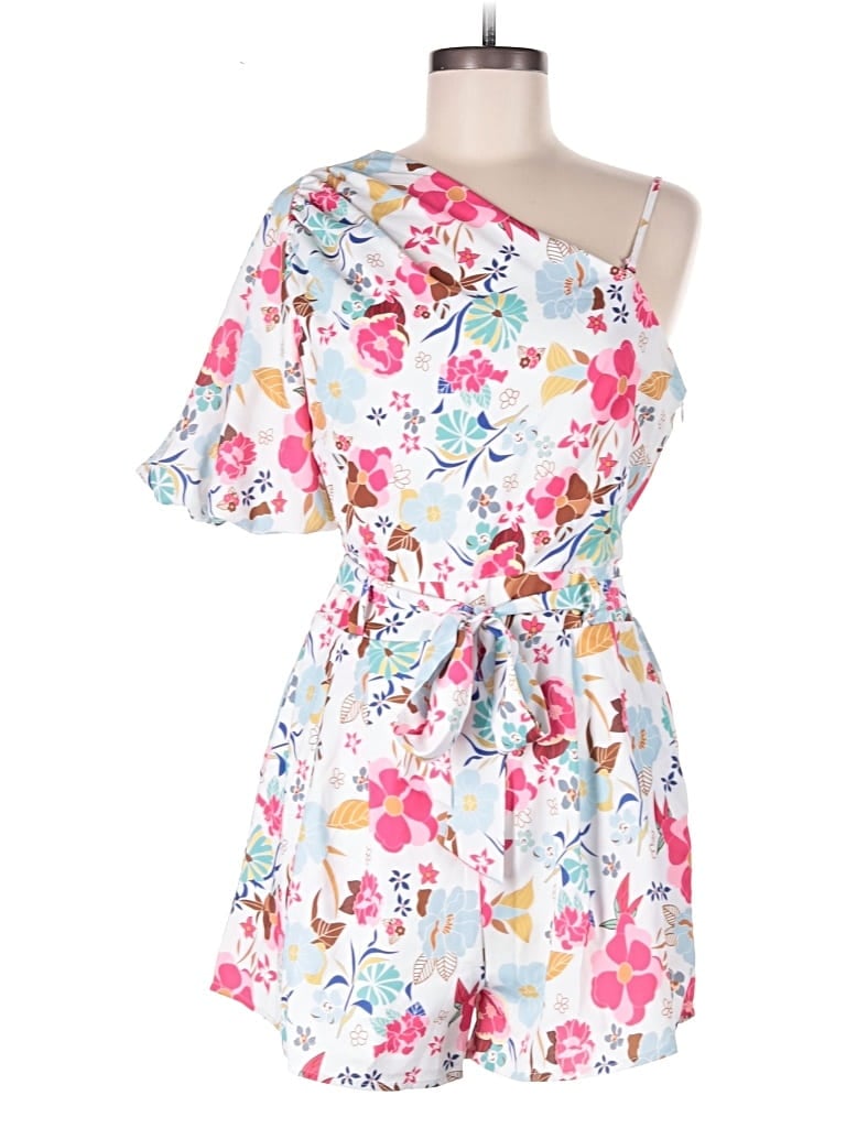 Click to view more detailed imagery on our partner's website Pre-owned Unbranded Romper In White
