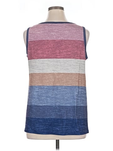 BLOOMCHIC Sleeveless T-Shirt (view 2)