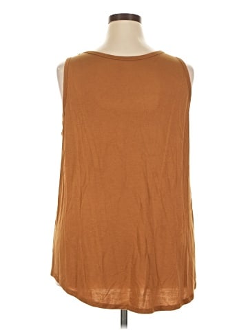 a.n.a. A New Approach Sleeveless T-Shirt (view 2)
