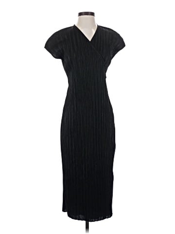 Stockholm Atelier & Other Stories Casual Dress (view 1)