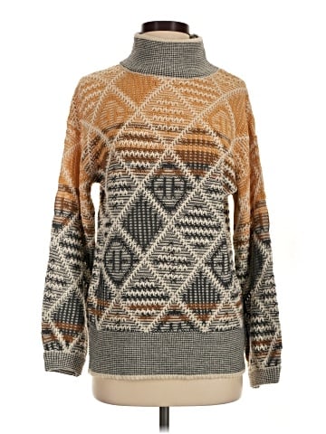 Hem & Thread Pullover Sweater (view 1)
