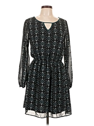 Xhilaration Casual Dress (view 1)