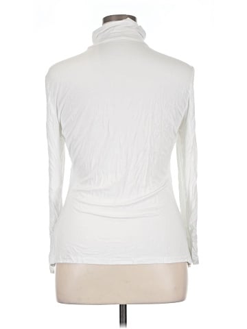BLOOMCHIC Long Sleeve Turtleneck (view 2)
