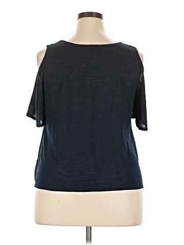Xhilaration Short Sleeve T-Shirt (view 2)