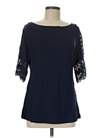 Amaryllis 3/4 Sleeve Top (view 1)