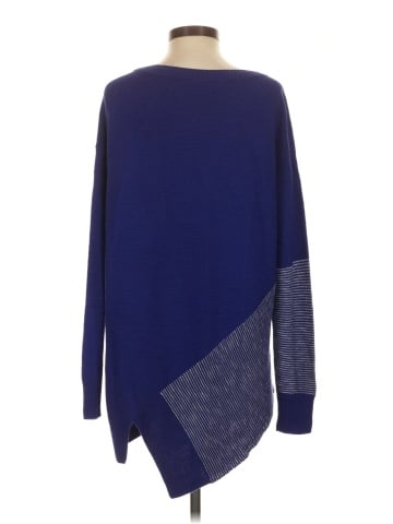 St. John Pullover Sweater (view 2)