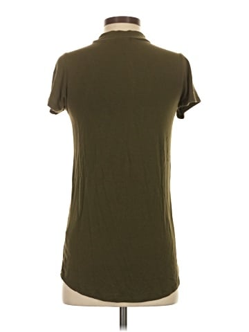 Charlotte Russe Short Sleeve Top (view 2)