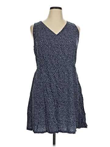 Old Navy Casual Dress (view 1)