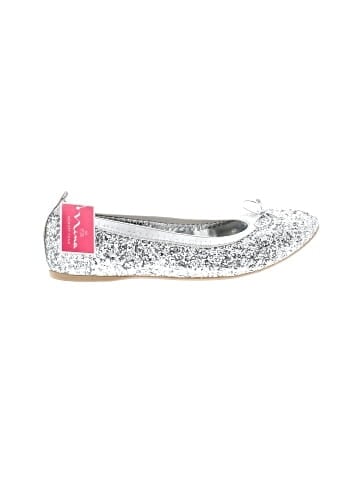 Nina Flats (view 1)
