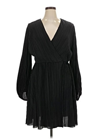 H&M Cocktail Dress (view 1)