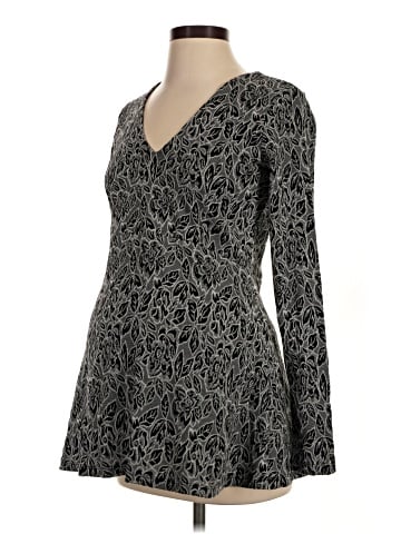 A Pea in the Pod Long Sleeve Top (view 1)