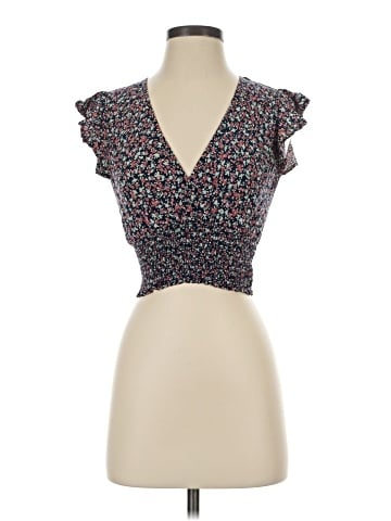 Final Touch Short Sleeve Top (view 1)